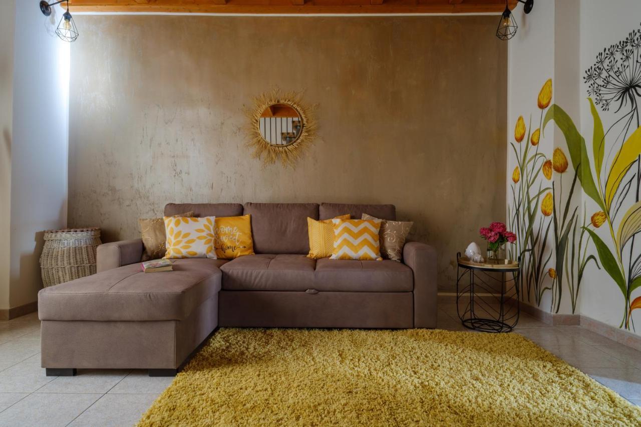 Casa Ta Nonna Apartment Supersano ภายนอก รูปภาพ